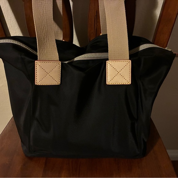 Dooney & Bourke Tote - Picture 10 of 11